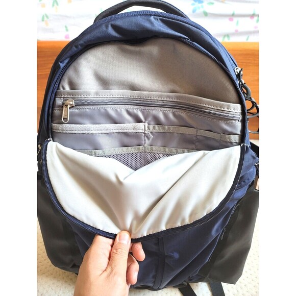 NWT THE NORTH FACE Surge Commuter Laptop Backpack Bookbag, 31L Navy Blue/Black - Picture 10 of 16
